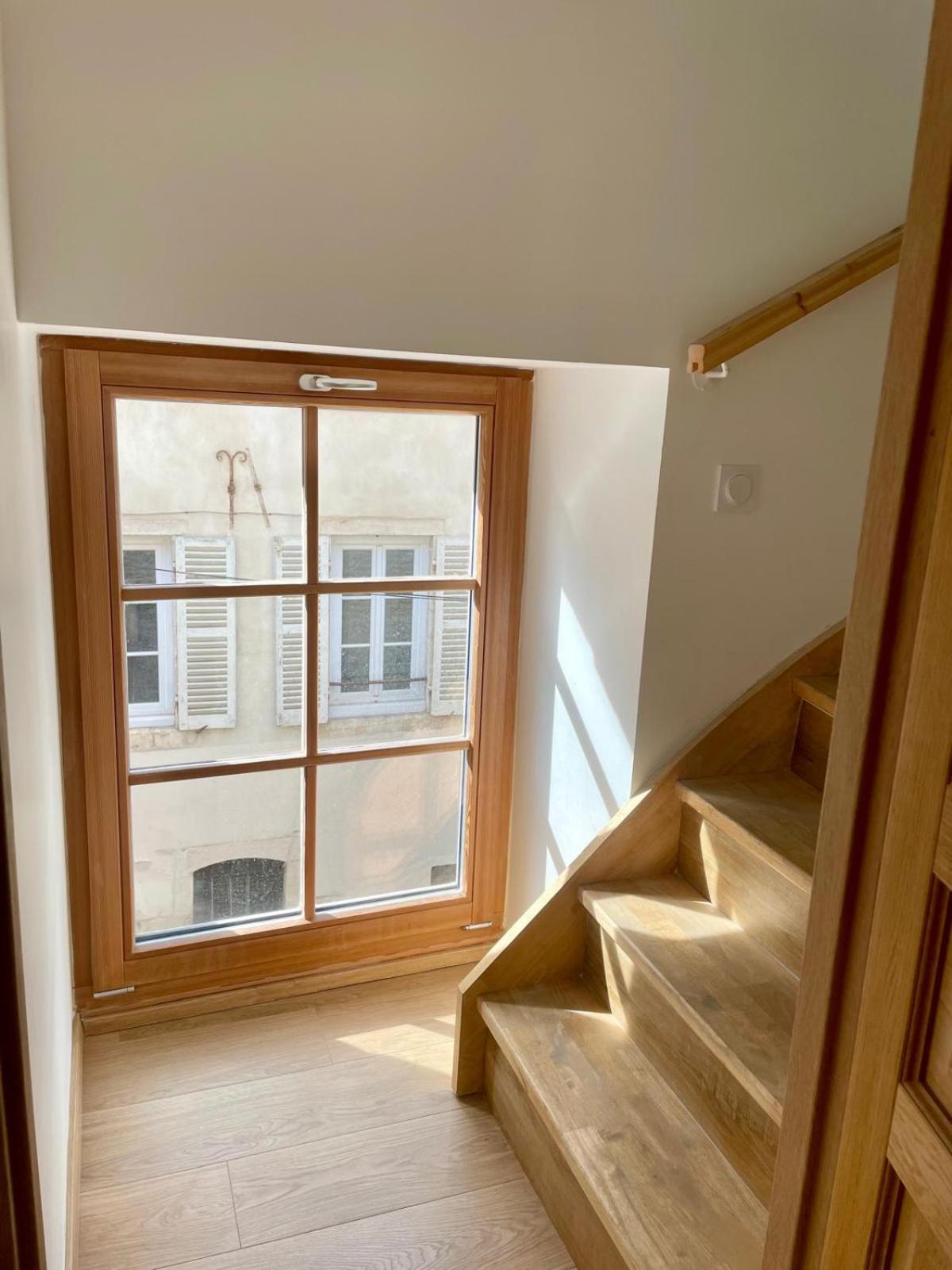 Into The Wine Apartment Dijon Exterior photo